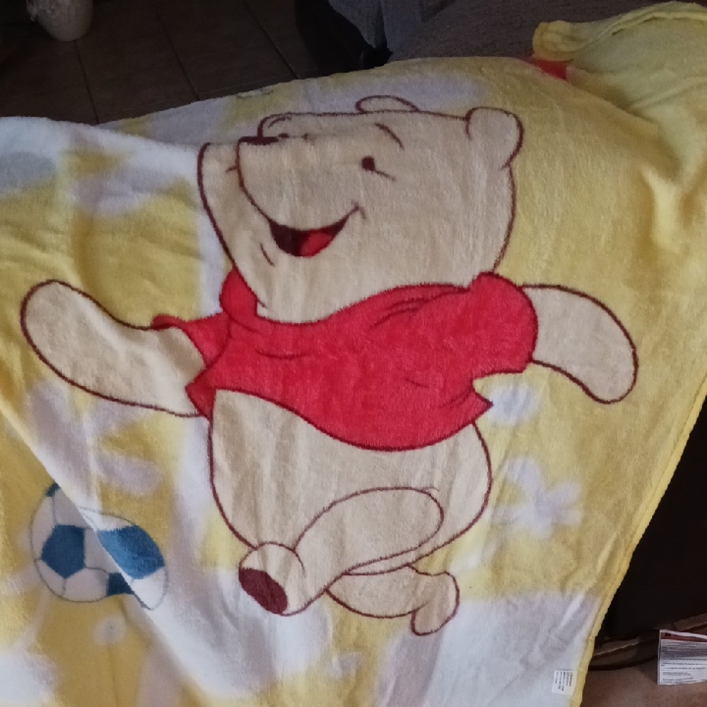 NEW Winnie the Pooh Blanket with Red and Yellow Design